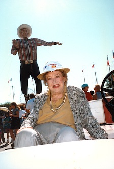 julia and big tex72