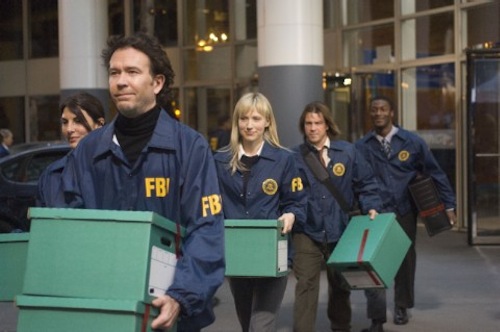 Leverage_The Nigerian Job 13 - Timothy Hutton, Gina Bellman, Beth Riesgraf, Christian Kane, Aldis Hodge - PH Richard Foreman_4474_2365